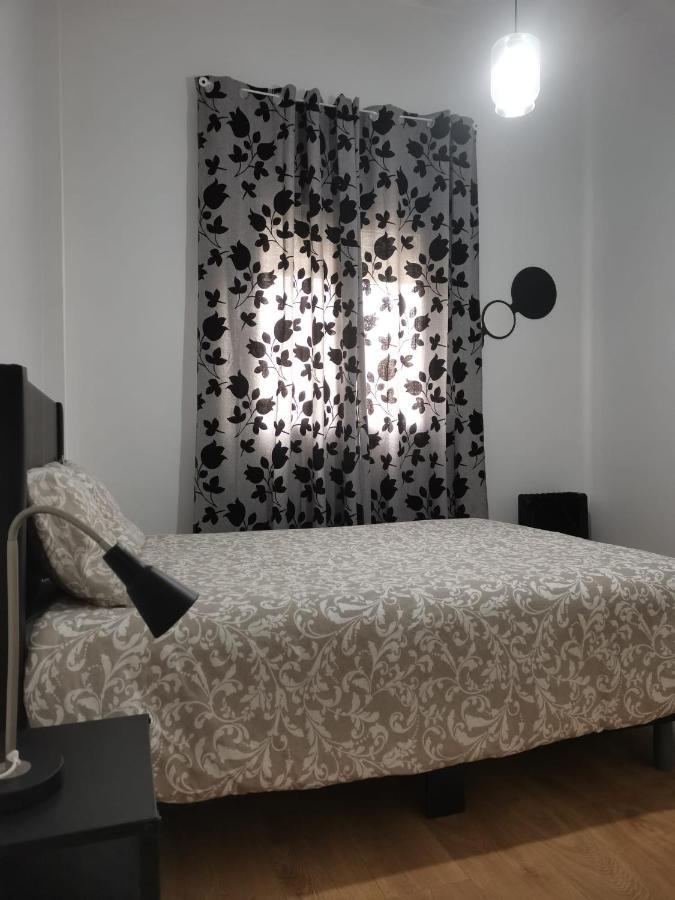 Ferienwohnung Aluche Aparment C Madrid Exterior foto